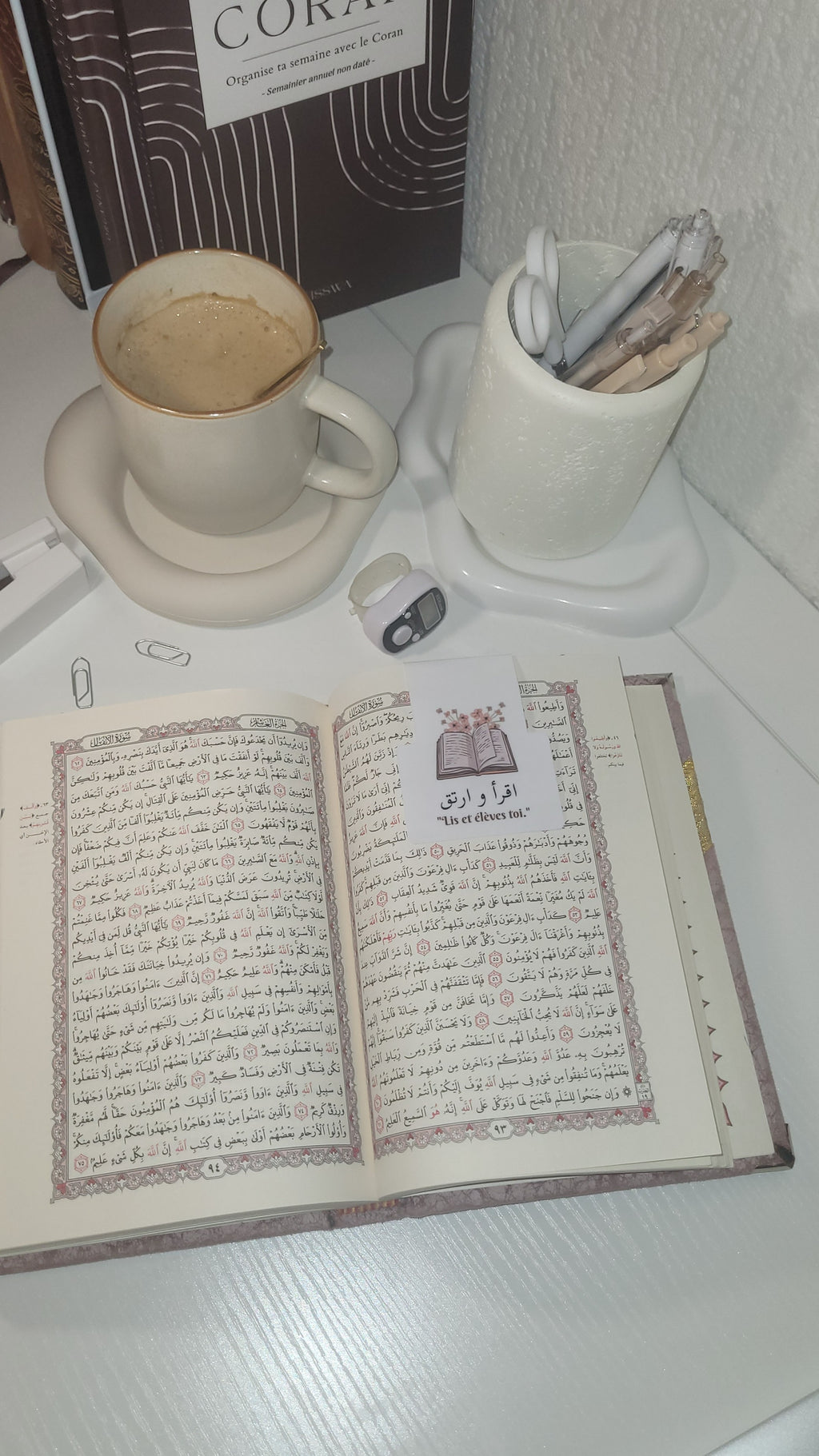 Marque-page magnétique – Lis et élève-toi