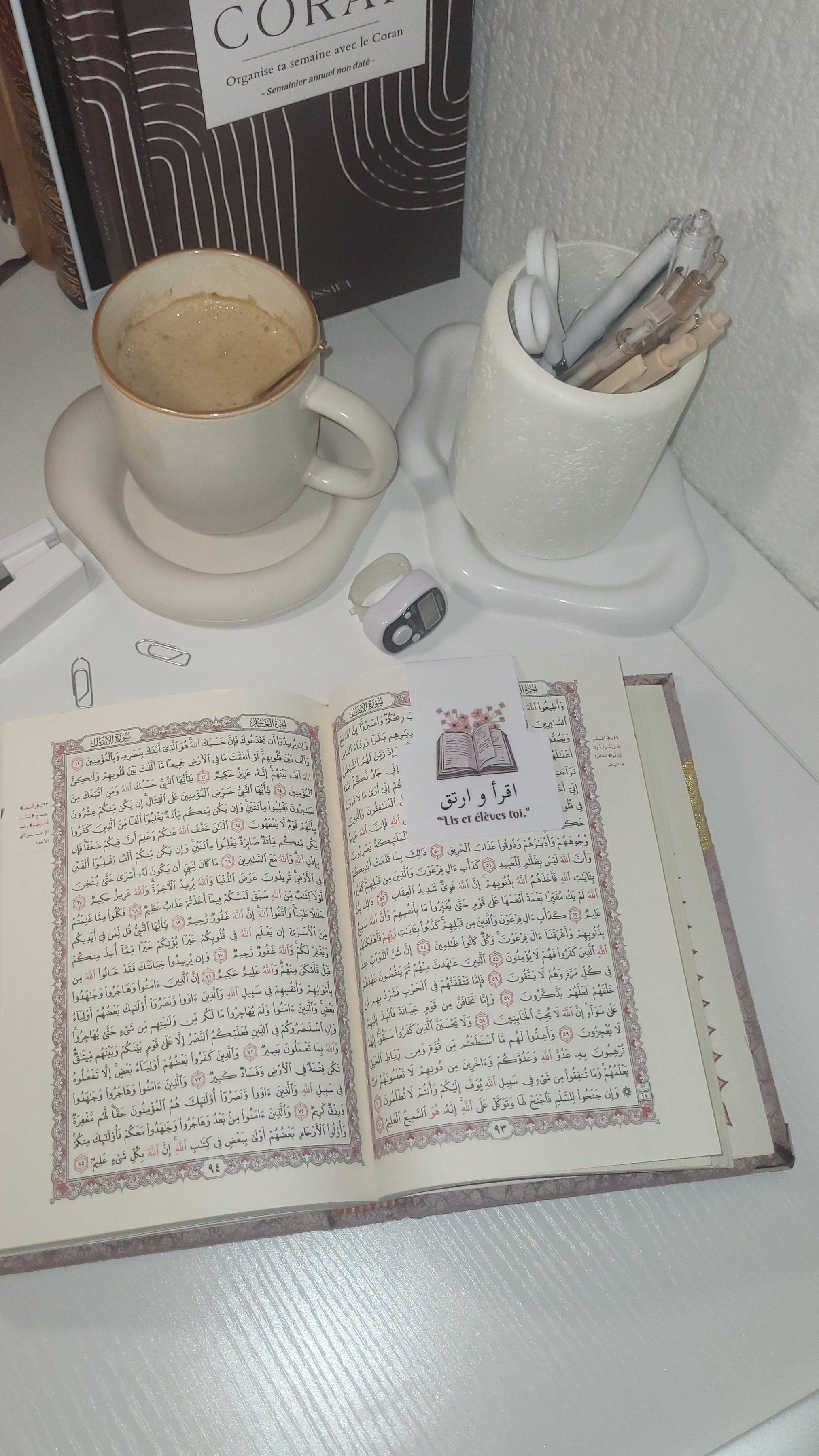 Marque-page magnétique – Lis et élève-toi